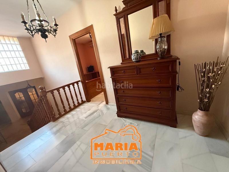 Foto 7ea14c0e-ee6e-4ed8-8267-6777f6b49885. Xalet amb xemeneia aparcament piscina a Puertosol Málaga