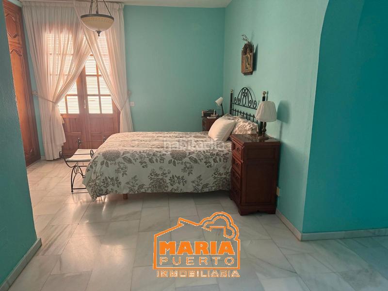 Foto 90104019-289b-4c66-bfe9-547e3ea2f7d5. Xalet amb xemeneia aparcament piscina a Puertosol Málaga