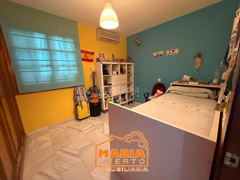 Foto b45e147a-875a-457e-a738-50664135cc0a. Xalet amb xemeneia aparcament piscina a Puertosol Málaga