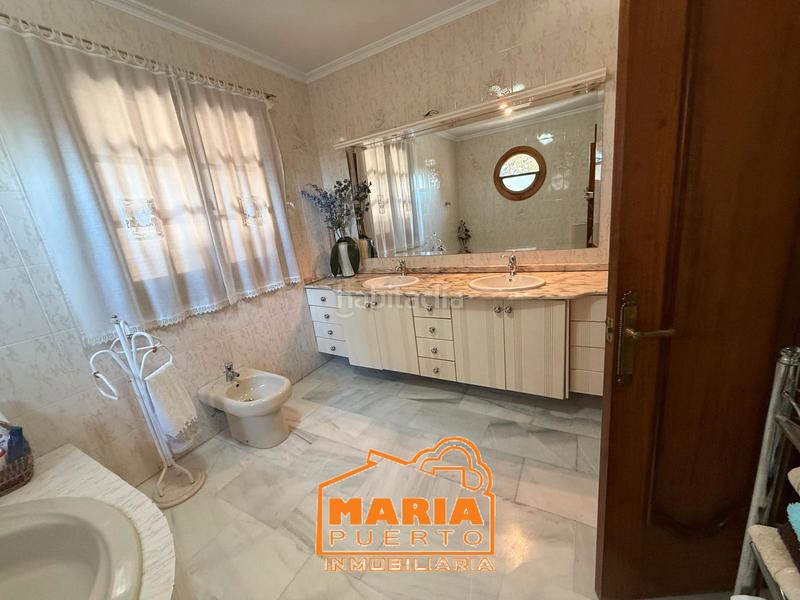 Foto ccf8feb7-950f-4286-91a5-467ce2c7ee20. Xalet amb xemeneia aparcament piscina a Puertosol Málaga