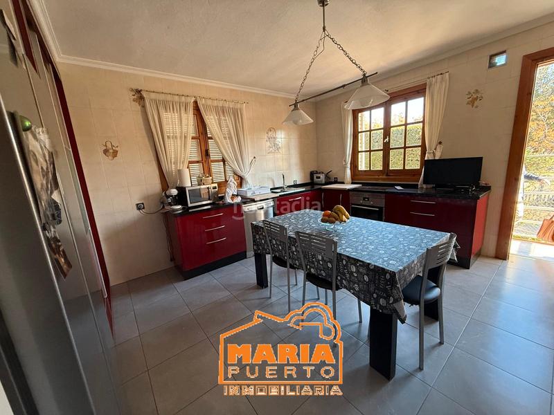 Foto d95a1f13-32b5-459c-857c-0c6dee7b05d2. Xalet amb xemeneia aparcament piscina a Puertosol Málaga