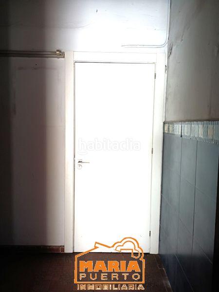 Foto c8c5cf13-3dac-44d9-ad70-0eaa4b0dcdf3. Local comercial a La Trinidad Málaga