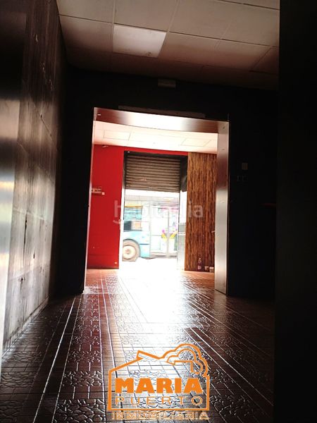 Foto d1ecbd20-3c10-4fe8-8c7e-d04278bd4d27. Local comercial a La Trinidad Málaga