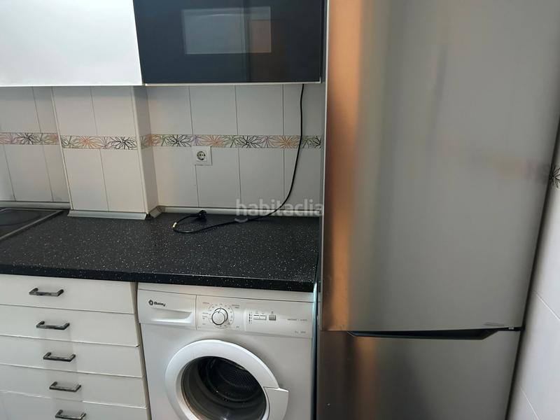 Foto 5fdd195e-eab8-4407-b5af-93cf503902ba. Pis amb aparcament a Gelves