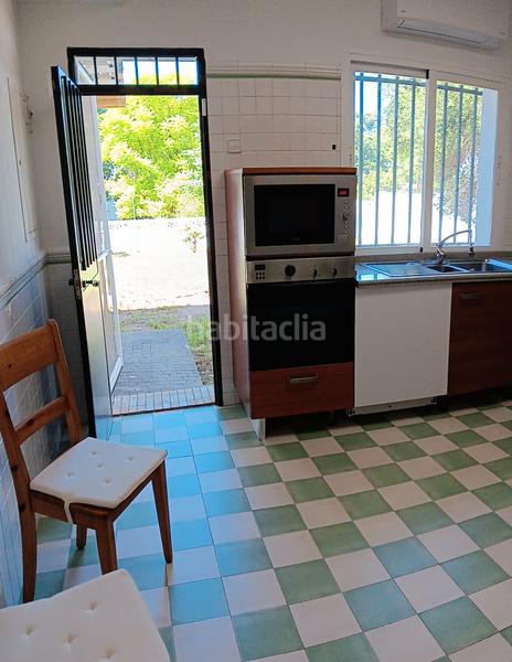 Foto 0c0f0abe-1838-4de7-beb2-e0494839ec87. Miete chalet mit parking pool in Sanlúcar la Mayor