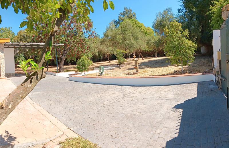 Foto e034227d-6657-46e2-acd8-1078b4934520. Miete chalet mit parking pool in Sanlúcar la Mayor