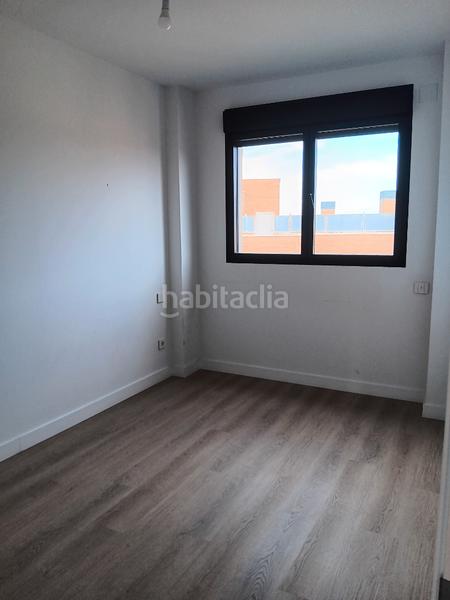 Foto cb93ddb6-79d6-4742-83b9-f5fc6dc987dd. Affitto attico con piscina in Nuevo Bulevar Mairena del Aljarafe