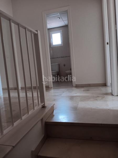 Foto 918755da-db39-457f-9066-758192428647. Lloguer casa aparellada amb xemeneia piscina a Gelves