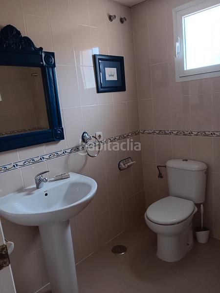 Foto d0592599-7e2d-47d2-b711-4aeec7c996a2. Lloguer casa aparellada amb xemeneia piscina a Gelves