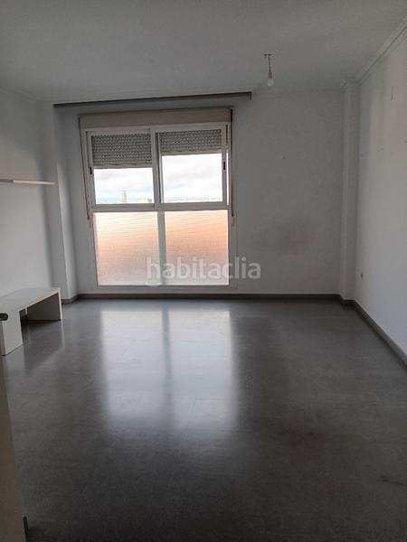 Foto 103a6f4e-939c-44f4-a0c9-38a1845b3923. Miete etagenwohnung mit pool in Ciudad Aljarafe Mairena del Aljarafe