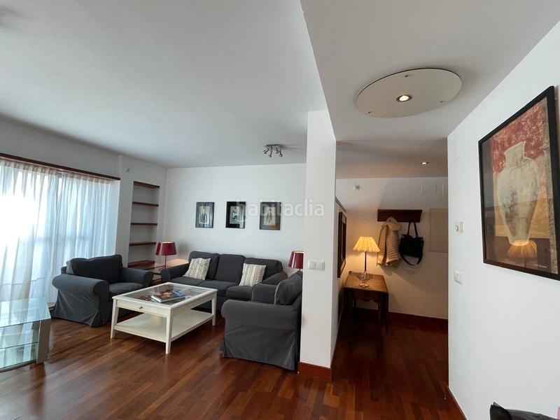 Foto 5e44a5f9-6a60-467c-8fc9-80da7d8ab80a. Location appartement avec parking piscine dans Camas