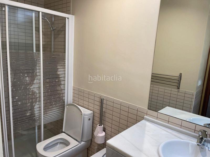 Foto 8c27c02f-c556-40bf-9a00-8e1cabb3a63a. Location appartement avec parking piscine dans Camas