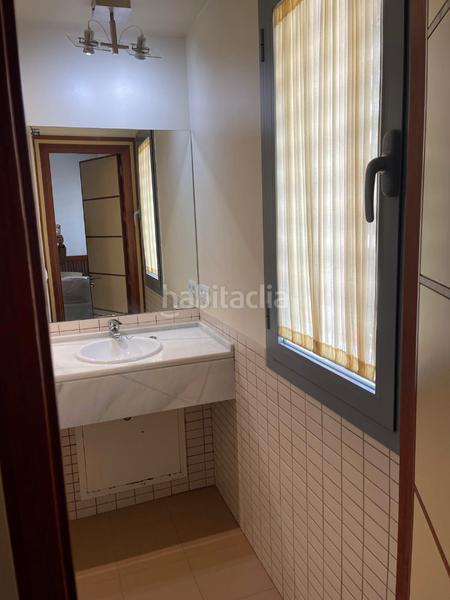 Foto c1c5d7ba-2f89-4b7f-8ad1-309cac8a4b8c. Location appartement avec parking piscine dans Camas