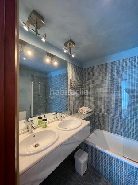 Foto d370e4bc-ae15-4136-88af-daf3e0630c51. Location appartement avec parking piscine dans Camas