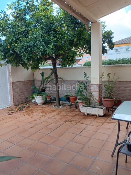 Foto 0a2bf0b6-bdcd-4f35-8e56-bb5be9a3b91a. Casa adossada a Casco Antiguo Mairena del Aljarafe