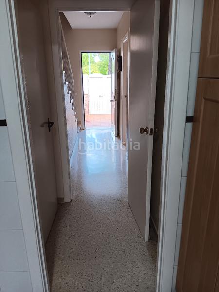 Foto 54cd3e53-0bfd-43d3-b50f-f2991f77250a. Casa adossada a Casco Antiguo Mairena del Aljarafe