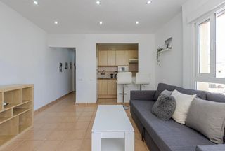 Apartament a Parque de la Paloma. Apartamento de un dormitorio con licencia turistica