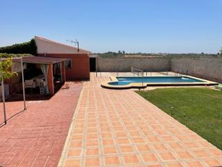 Xalet a Almensilla. Precioso chalet independiente en almensilla. sevilla.