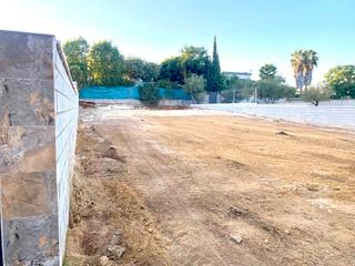 Terreno residencial en Calle aliso 1. Terreno urbano en almensilla. sevilla.