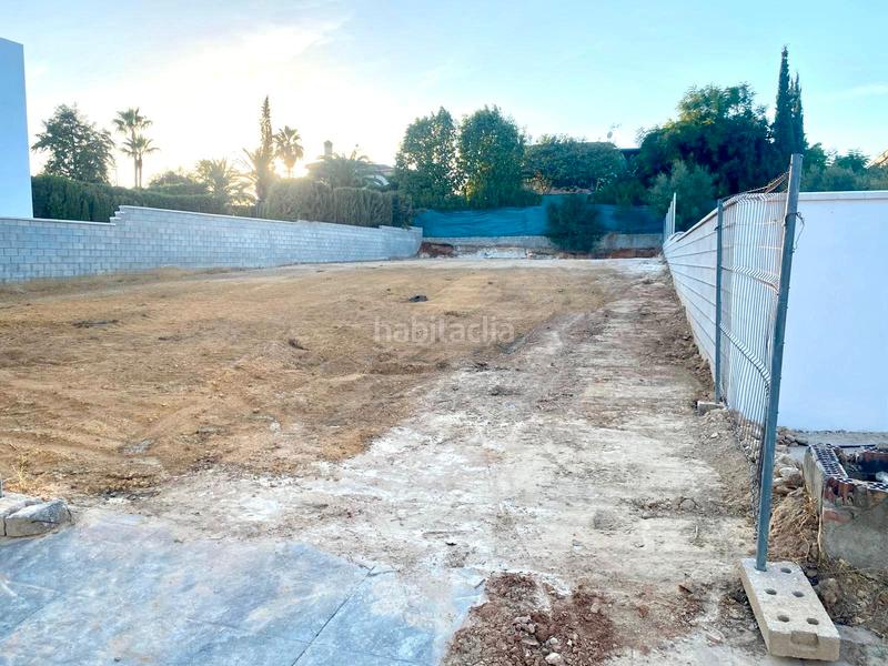 Foto da026c0a-9da8-4579-9737-5d9f0d91a869. Terreno residencial en calle aliso 1 terreno urbano . sevilla. en Almensilla