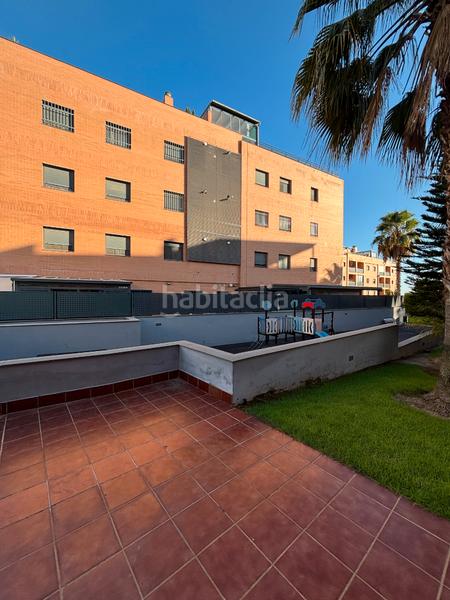 Foto 751bb7cd-dbb6-46b0-8f07-8709a9caf062. Location appartement avec parking piscine dans Nuevo Bulevar Mairena del Aljarafe