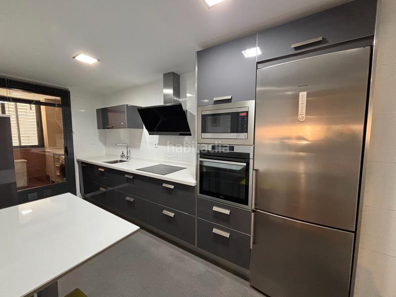 Foto 6d1ef649-fe78-4cbc-b693-94de2e8b69c5. Rent flat with parking pool in Nuevo Bulevar Mairena del Aljarafe