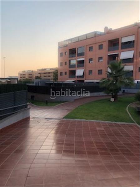 Foto 588df1a3-0ee4-402a-8144-1943a23273c0. Affitto appartamento con parcheggio piscina in Nuevo Bulevar Mairena del Aljarafe