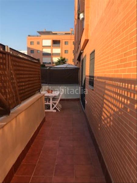 Foto 286b8890-1a49-43d9-ae32-6011107e8f0e. Miete etagenwohnung mit parking pool in Nuevo Bulevar Mairena del Aljarafe