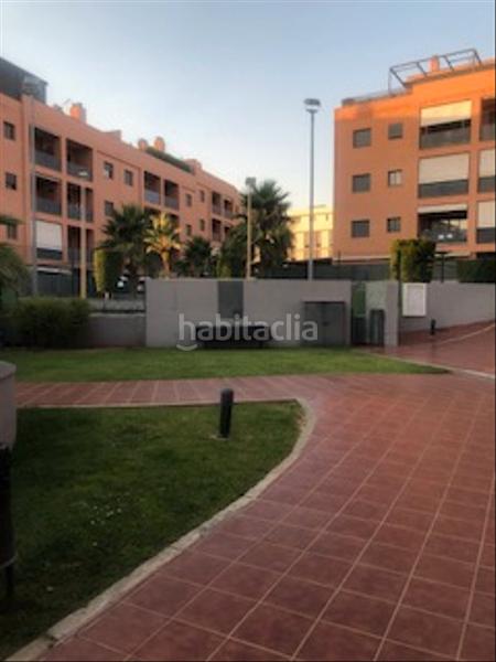 Foto c52c6efa-4705-433c-861c-08f1c9ca1789. Miete etagenwohnung mit parking pool in Nuevo Bulevar Mairena del Aljarafe