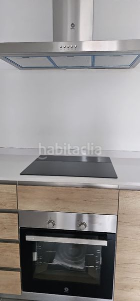 Foto a93f105b-d46a-48aa-a8c7-cde13f6879bb. Piso en Sta. Aurelia - Cantábrico - Atlàntico - La Romería Sevilla