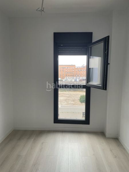 Foto c75ca85c-2c2d-4721-84db-ae549b96a770. Piso en Sta. Aurelia - Cantábrico - Atlàntico - La Romería Sevilla