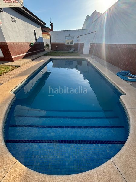 Foto aee6c09b-b405-4416-8681-9890260805cc. Xalet amb xemeneia aparcament piscina a Almensilla