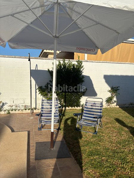 Foto e59e5fad-987a-4e02-a501-3fa9677305e0. Xalet amb xemeneia aparcament piscina a Almensilla