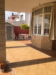 Foto 55cb7e8d-4708-4ebd-bb28-bc13a6ae7722. Casa aparellada amb xemeneia aparcament a Almensilla