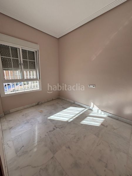 Foto ac34e4e0-92b3-4c5a-aeac-9905e7851102. Casa aparellada amb xemeneia aparcament a Almensilla