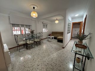 Location Appartement à El Torrejón - El Cerezo. Precioso piso en sevilla la macarena.