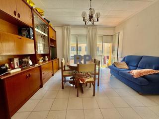 Pis a Manlleu. Piso con altillo en venta en manlleu