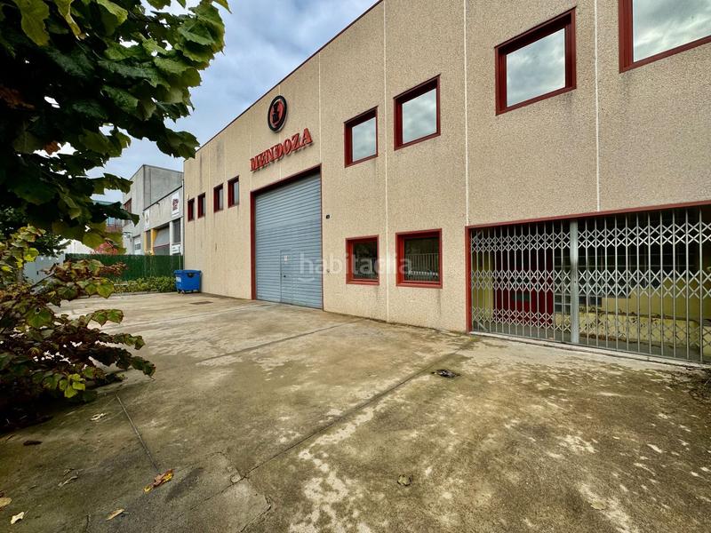 Foto abdef602-3938-485a-9cc6-703319ff4d65. Bâtiment à usage industriel dans Balenyà