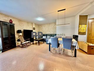 Rent Duplex in Balenyà. Dúplex en lloguer al centre dels hostalets de balenyà  amb terra