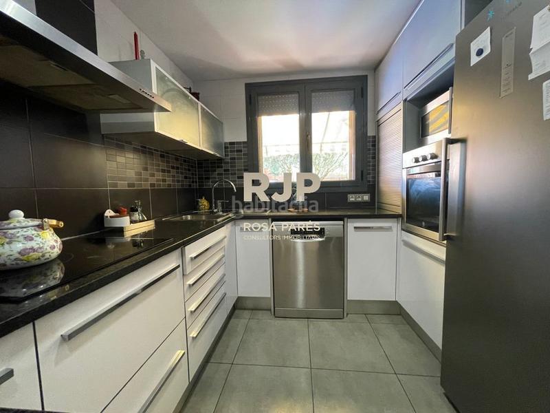 Foto 433d5ebc-832c-40a9-97f5-994d848ba927. Appartement avec chauffage parking dans Centelles