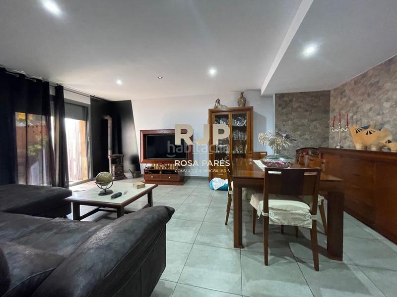 Foto 4e76d857-80b6-4833-b218-a311a5dd74a3. Appartement avec chauffage parking dans Centelles