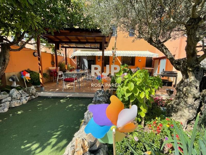 Foto 54af91ce-b82e-4353-96e7-9d45f8bed77e. Appartement avec chauffage parking dans Centelles