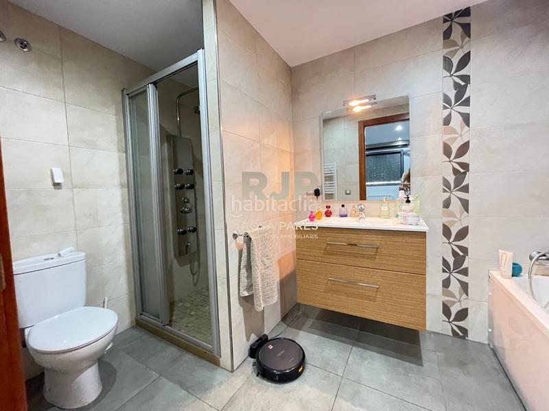 Foto 748c5107-75e4-416a-bb73-41c1e3ee70da. Appartement avec chauffage parking dans Centelles