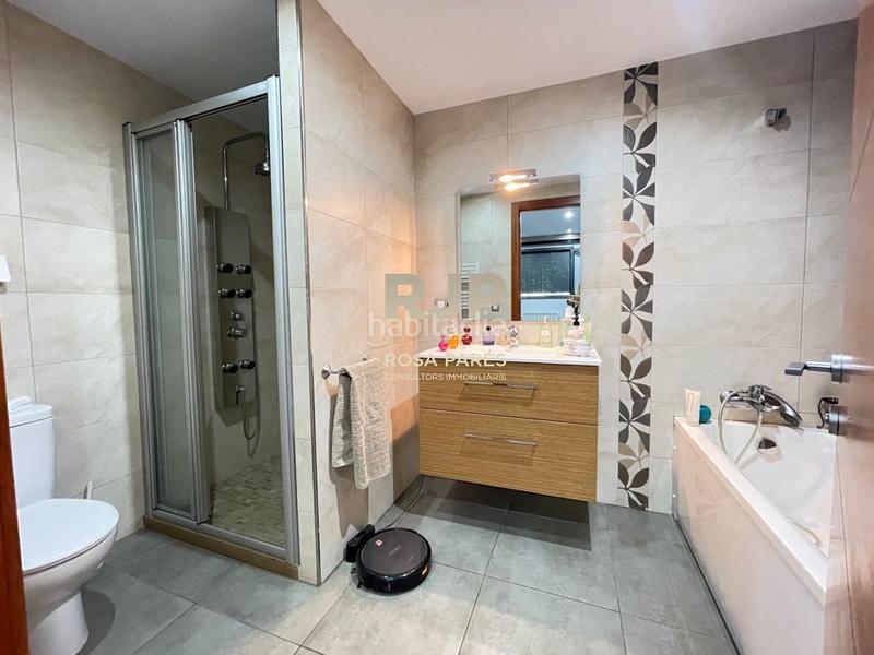 Foto a6d190e4-118c-4f97-a154-d0df0e0497cc. Appartement avec chauffage parking dans Centelles