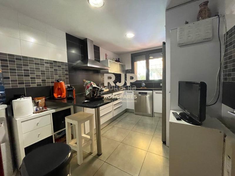 Foto ea63f0ab-fa48-4103-8096-8013bada9169. Appartement avec chauffage parking dans Centelles