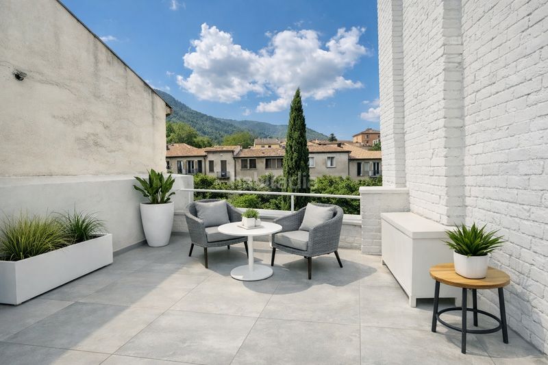 Foto 34d35dc7-b183-4f46-abd7-0d6230f64c2a. Masia a Centelles