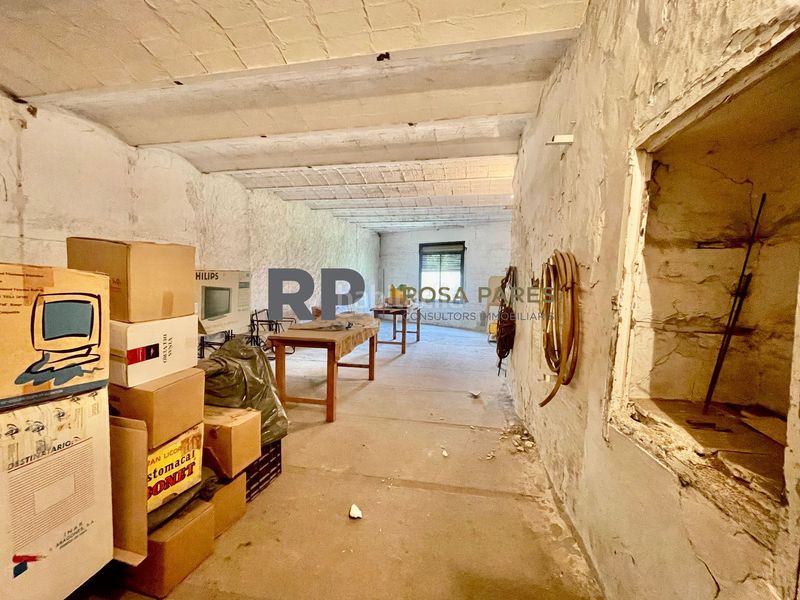 Foto ebf82aa1-5e32-4a55-a4d0-e9f423e208f6. Masia a Centelles