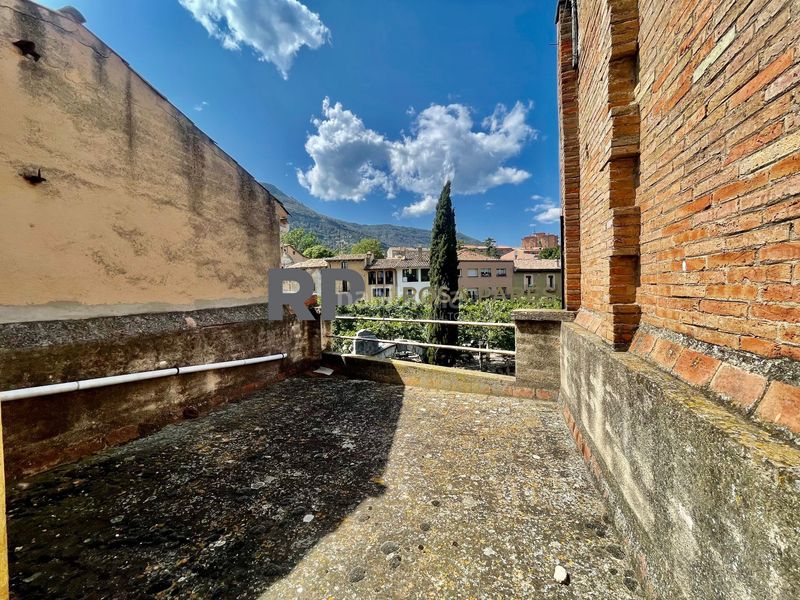 Foto fee83862-f155-4ec9-9627-eae0816f6424. Masia a Centelles