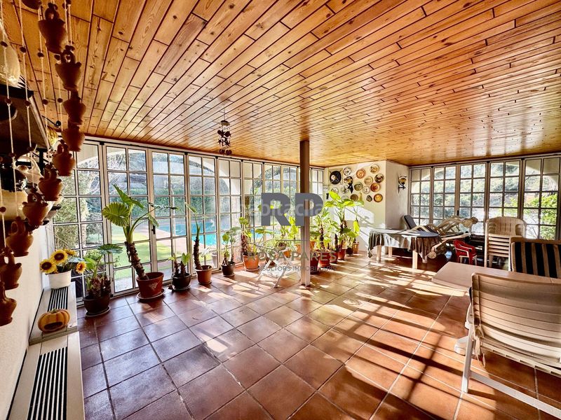 Foto a00c8e56-b1d8-4b5c-b6a2-2491520ee405. Casa amb piscina a Aiguafreda