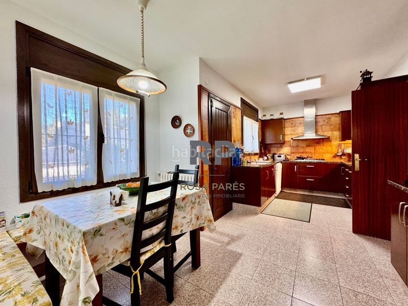 Foto b77bbe29-4294-4c0b-942e-eb1417d747f8. Casa amb piscina a Aiguafreda